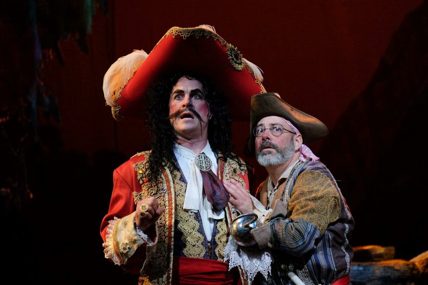 Robert J. Townsend as Capt. Hook and James Vasquez as Smee in "Peter Pan." Image: Ken Jacques